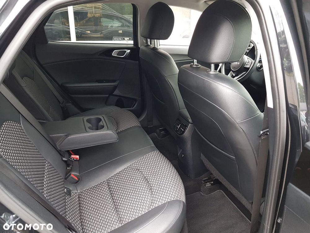 Kia XCeed 1.6 GDI PHEV Business Line DCT - 25