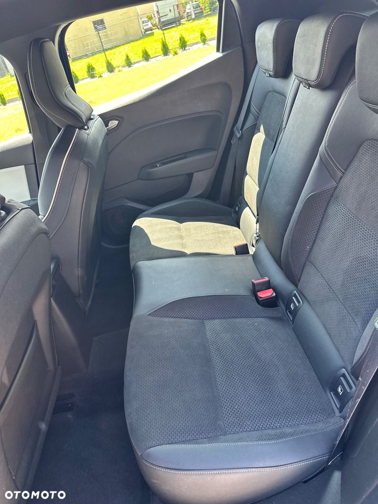 Renault Clio - 8