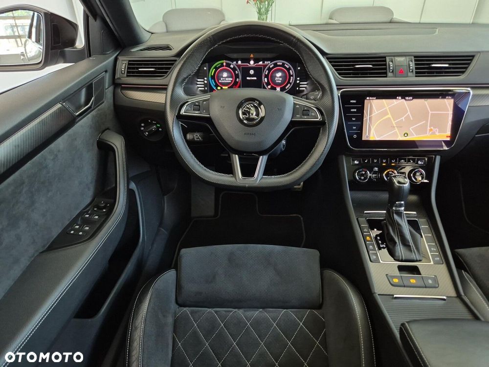 Skoda Superb - 11