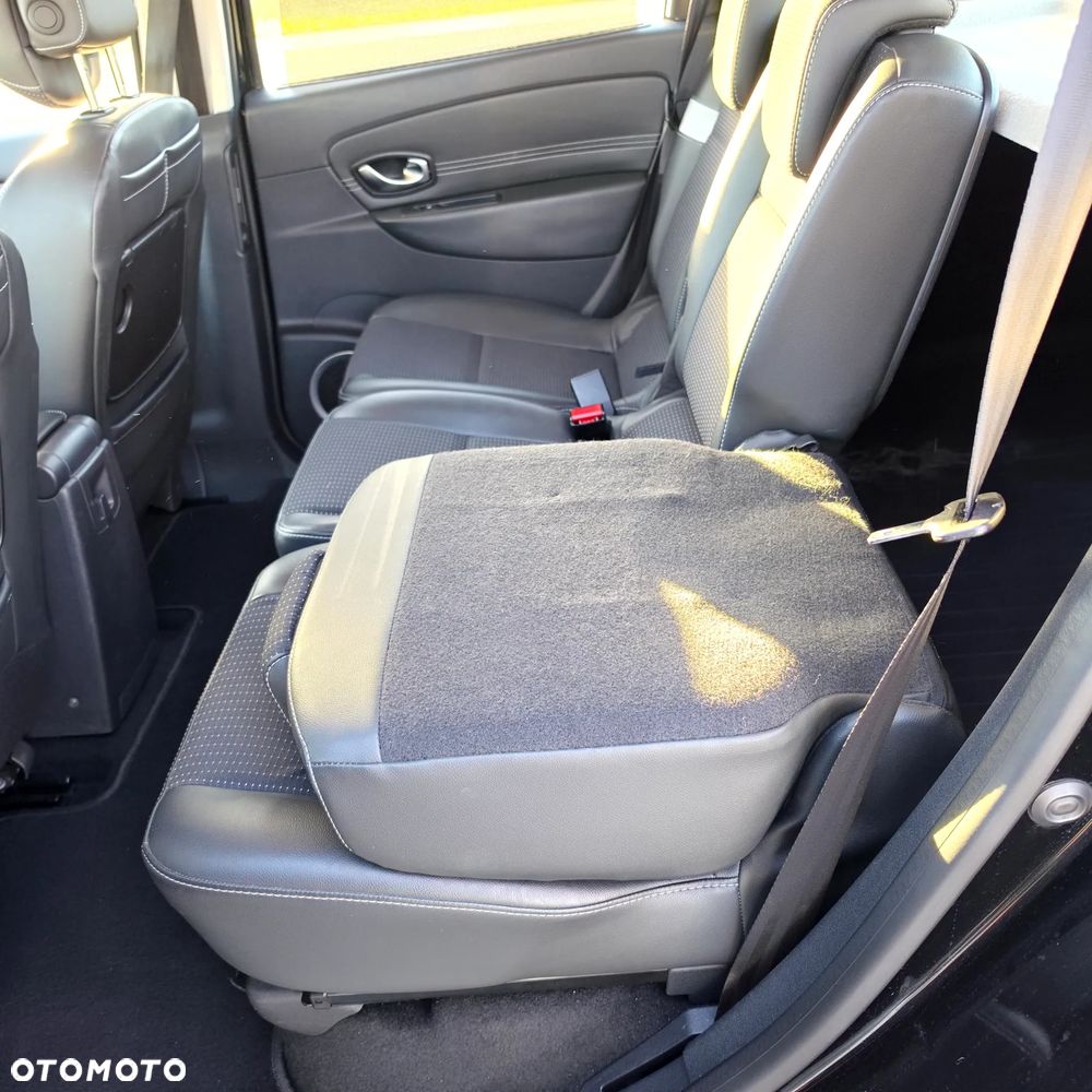 Renault Scenic - 23