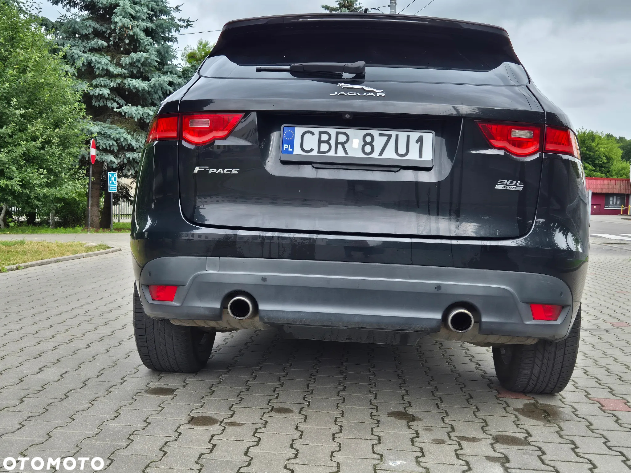 Jaguar F-Pace 25t AWD R-Sport - 5