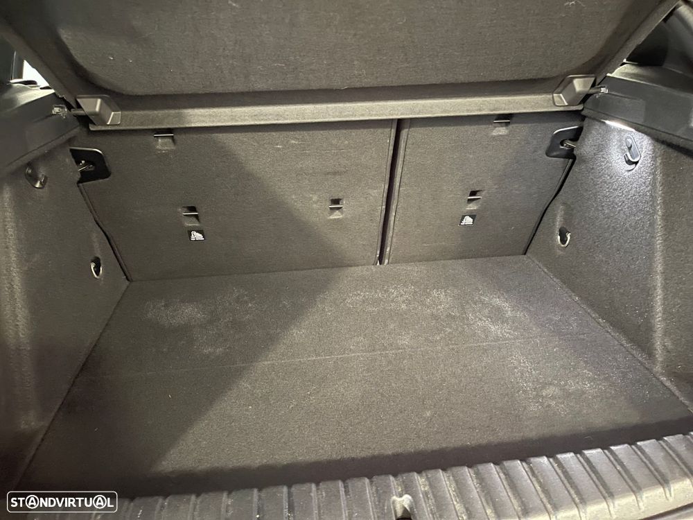 BMW 116 d Pack Desportivo M - 38