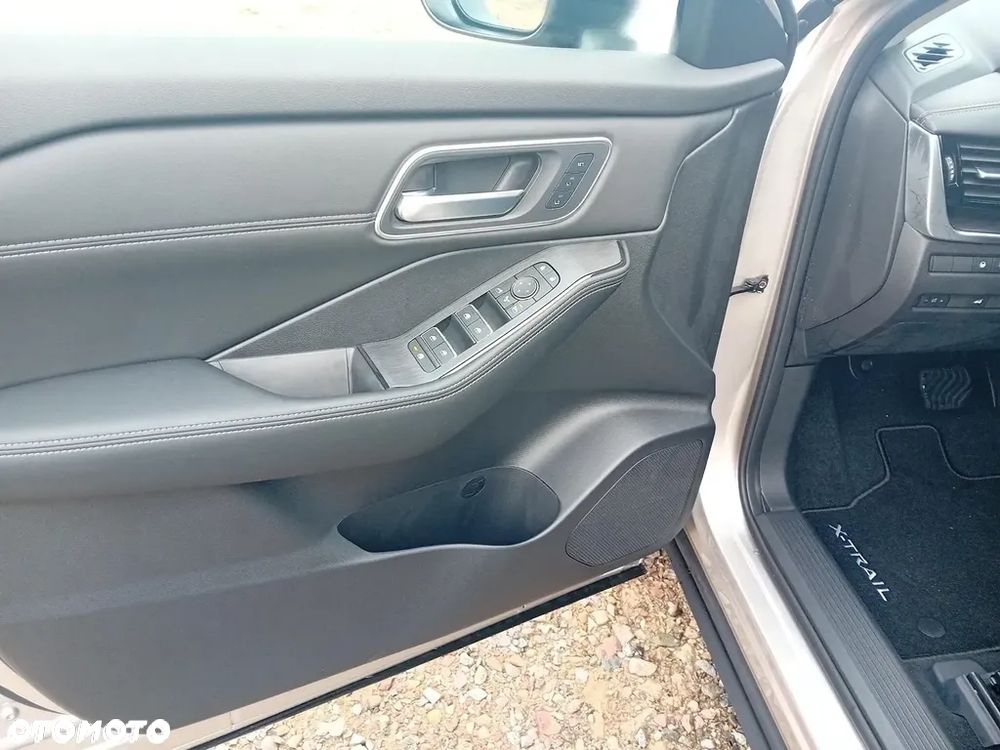 Nissan X-Trail - 11