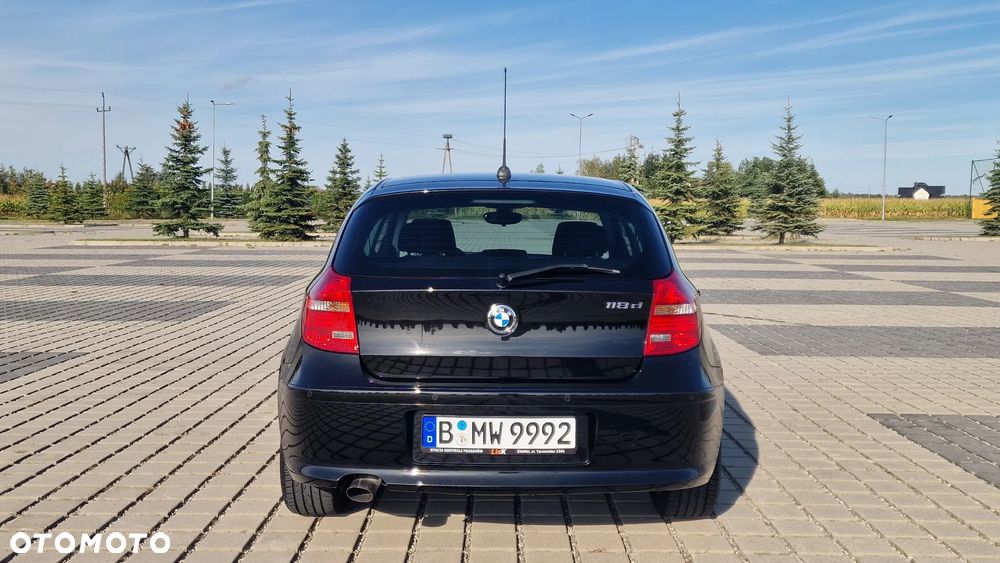 BMW Seria 1 118d DPF Edition Sport - 12