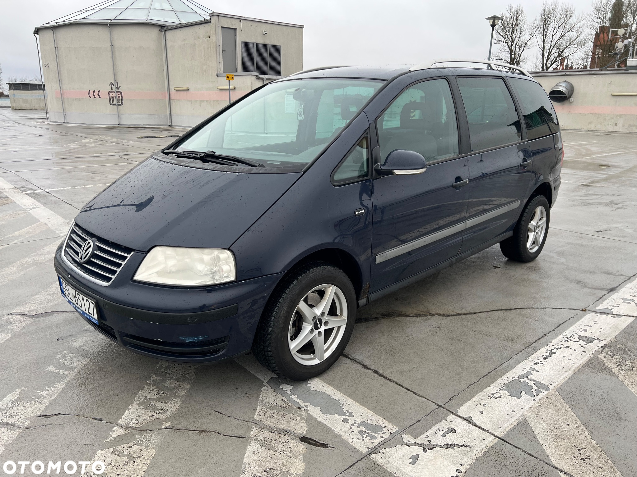 Volkswagen Sharan 2.0 TDI Comfortline - 2