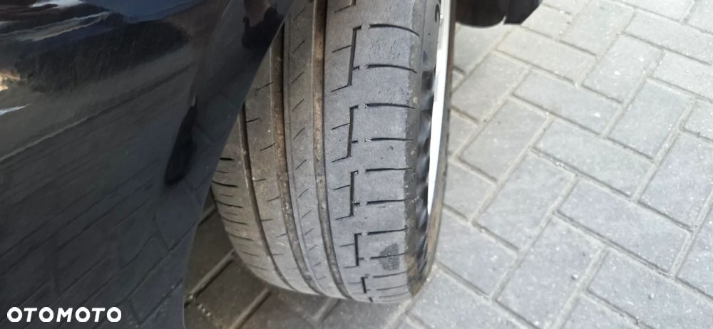 BMW Seria 3 318d DPF Edition Exclusive - 22