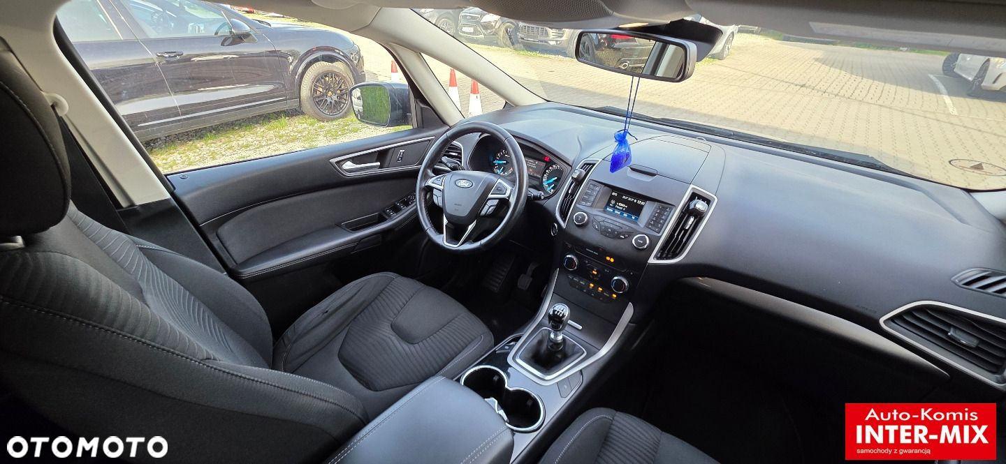 Ford S-Max - 24