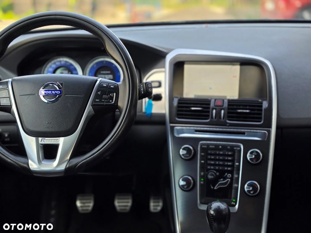 Volvo XC 60 - 35