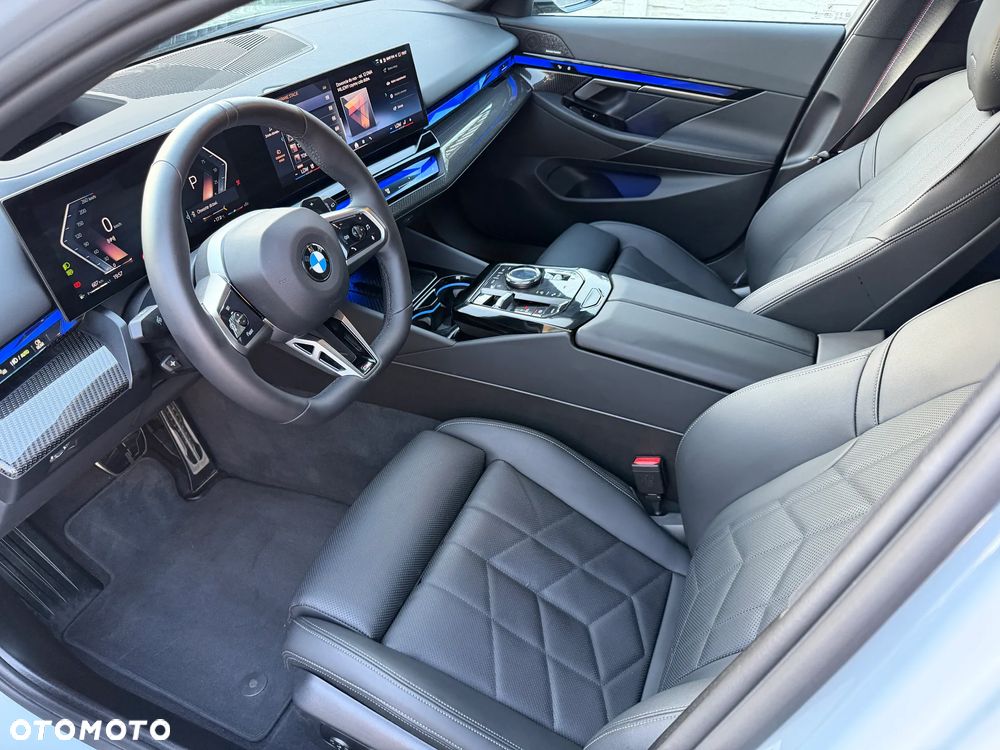 BMW Seria 5 540d xDrive mHEV M Sport - 16