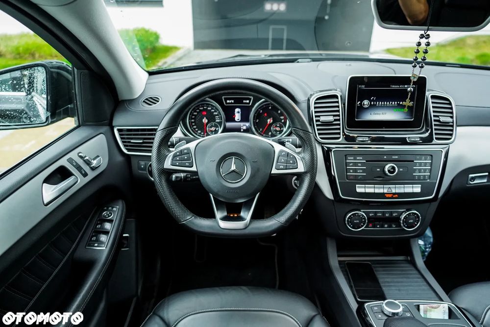 Mercedes-Benz GLE - 18