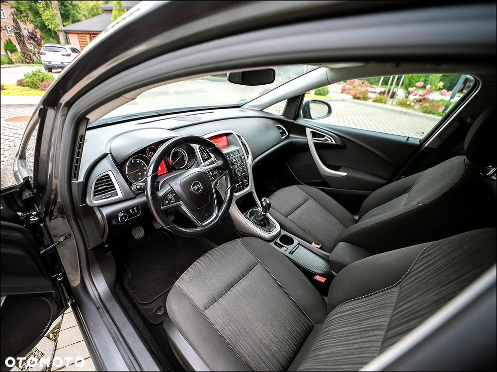 Opel Astra - 13