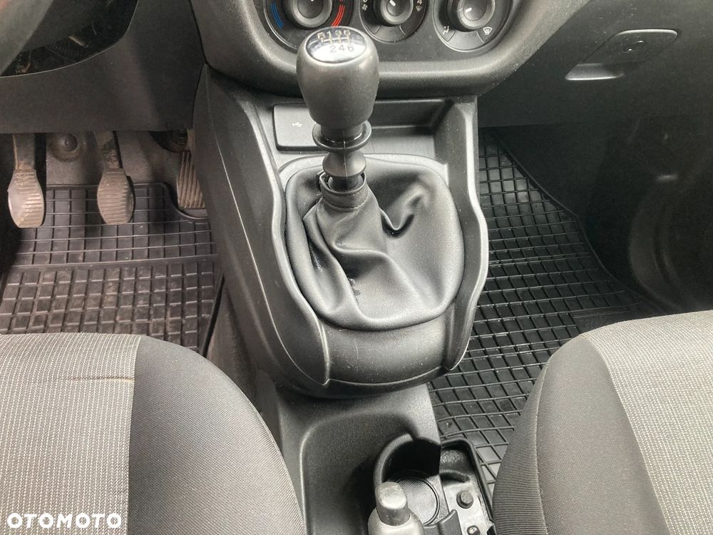 Fiat Doblo - 15