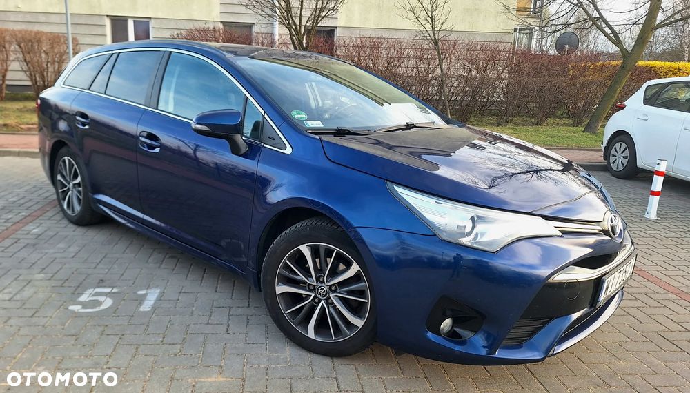 Toyota Avensis 1.8 Premium - 1