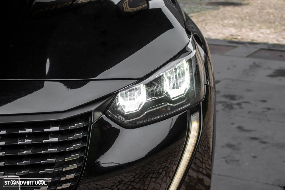 Peugeot 208 1.2 PureTech Active - 8