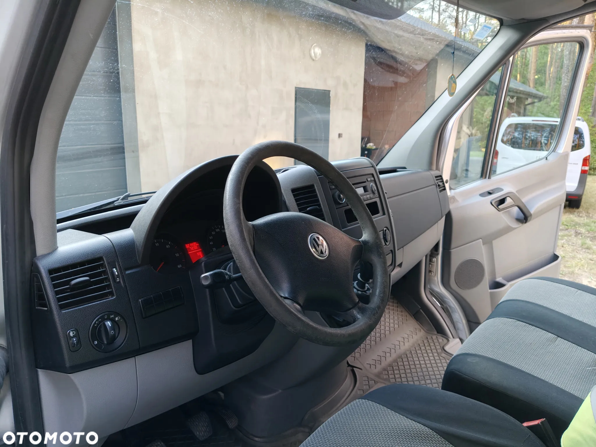 Volkswagen Crafter - 12