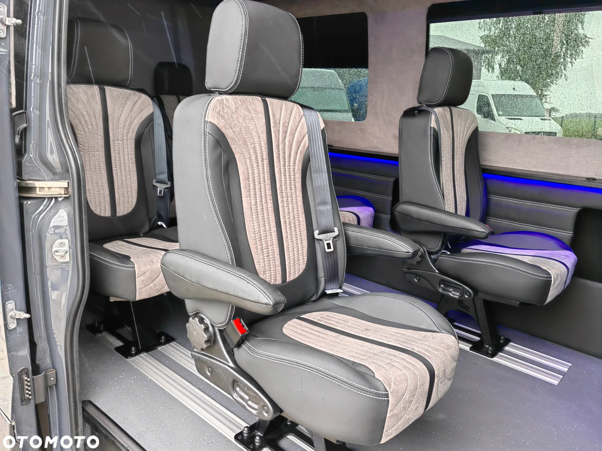Mercedes-Benz sprinter - 10