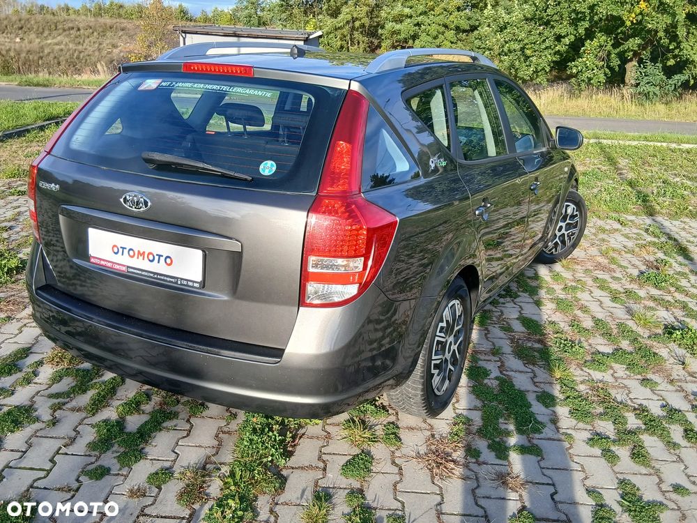Kia Ceed 1.6 CVVT Vision - 24