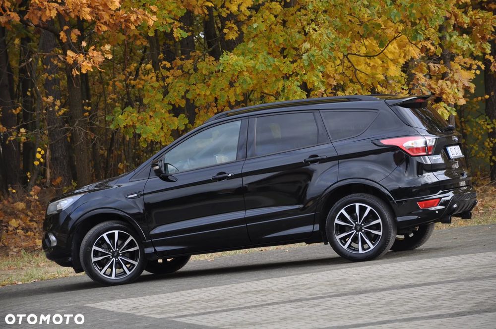 Ford Kuga 1.5 EcoBoost 2x4 Cool & Connect - 23