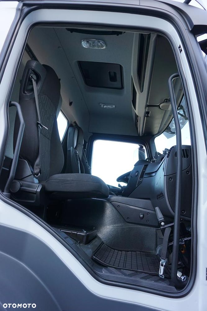 Mercedes-Benz AROCS / 2643 / 6 X 4 / SKRZYNIOWY + HDS / HIAB 228 E – 4 / WYS. 13 M - 8