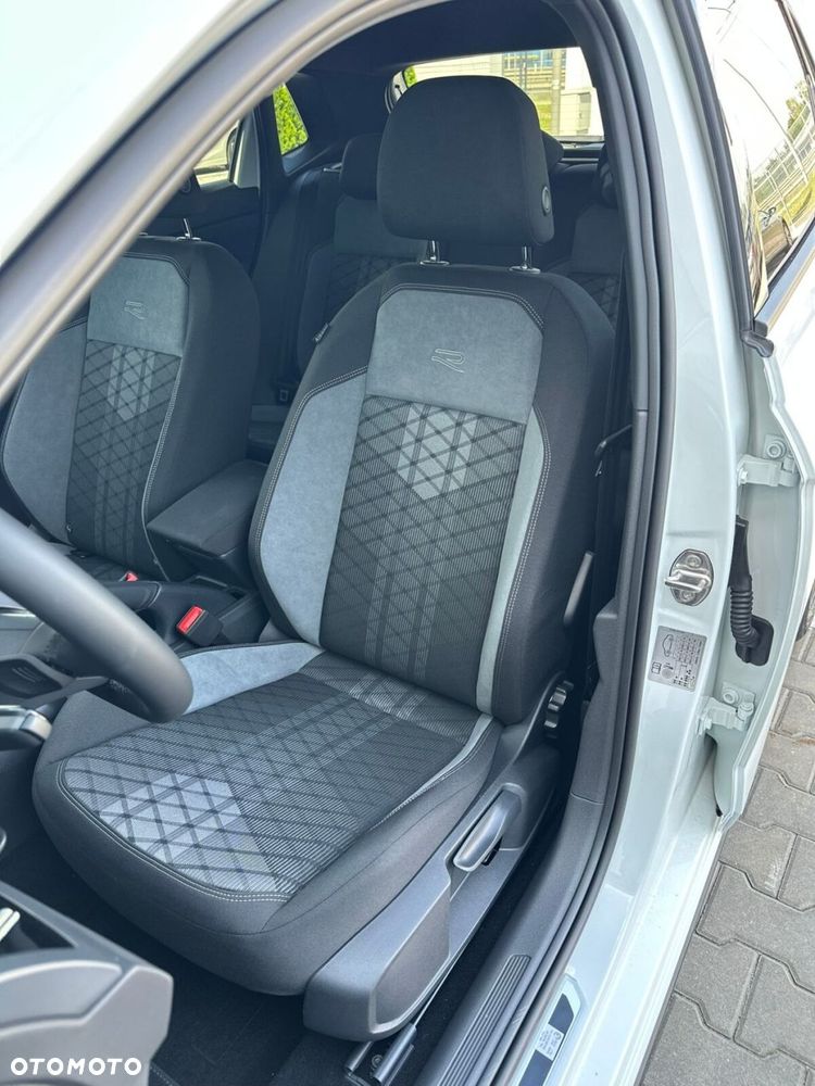 Volkswagen Polo 1.0 TSI R-Line Plus DSG - 12