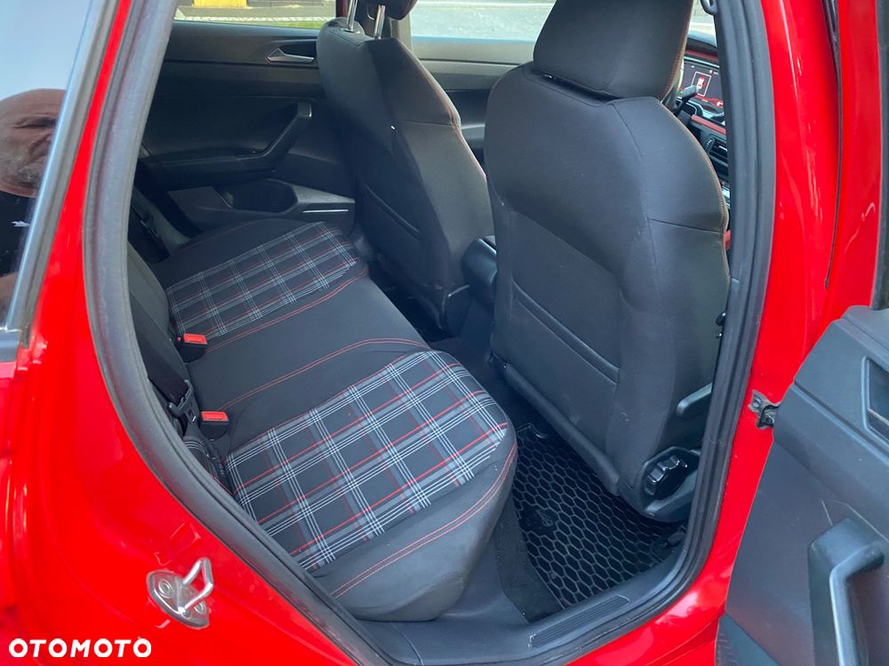 Volkswagen Polo 2.0 TSI GTI - 16