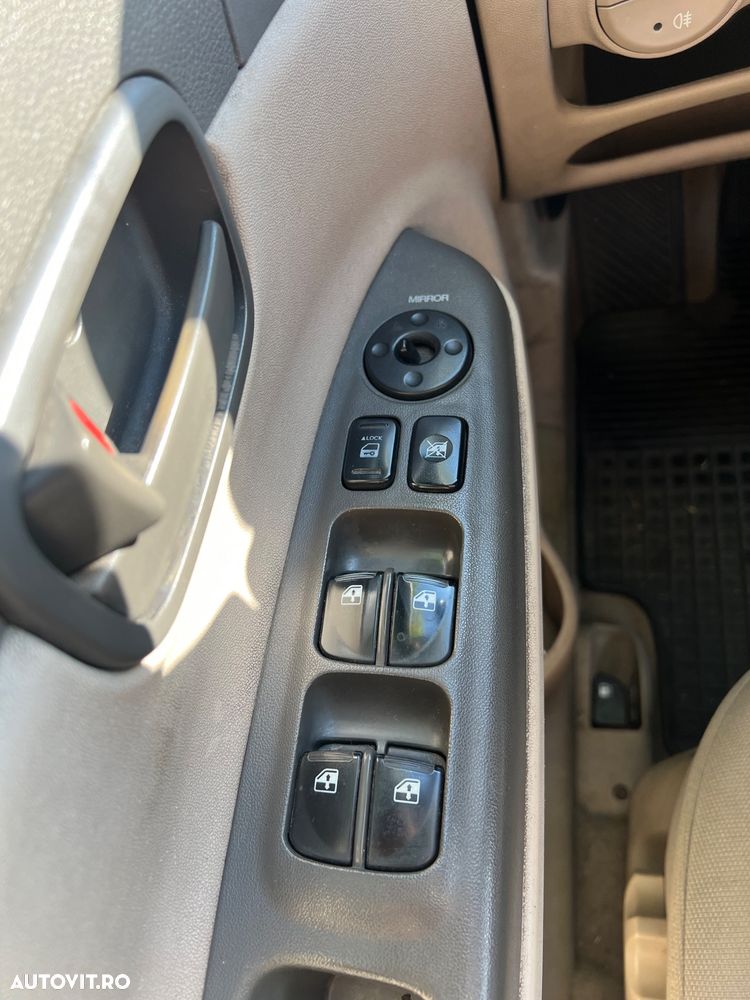 Hyundai Accent - 9