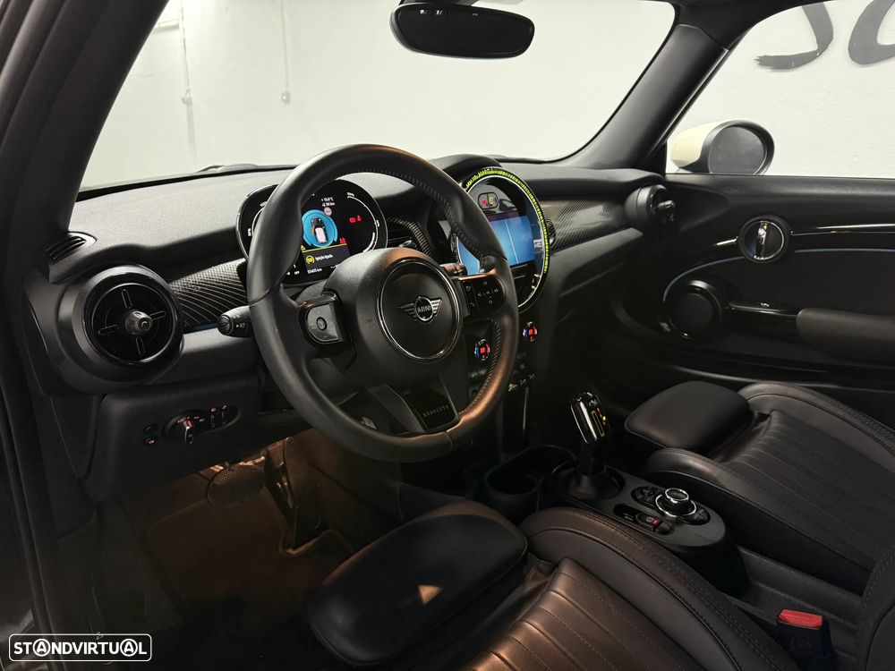 MINI 3 Portas Cooper SE Resolute Edition - 23