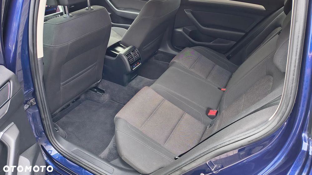 Volkswagen Passat 2.0 TDI BMT Comfortline - 19