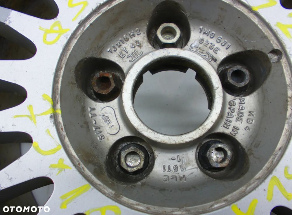 Seat Felgi Aluminiowe 7Jx16 5X100 et42 - 5