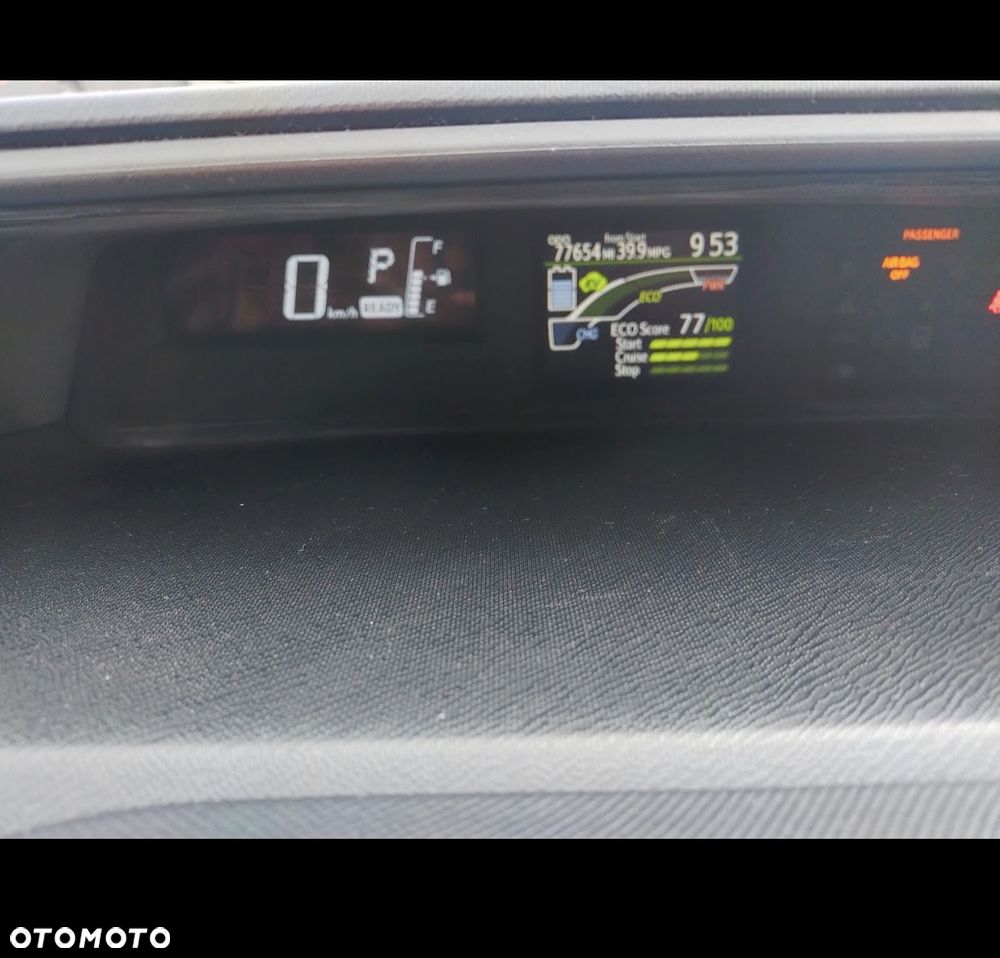 Toyota Prius - 8