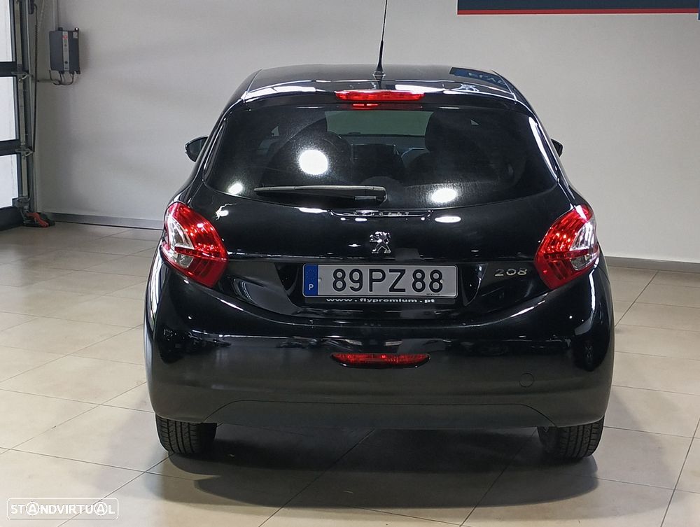 Peugeot 208 1.2 PureTech Style - 5