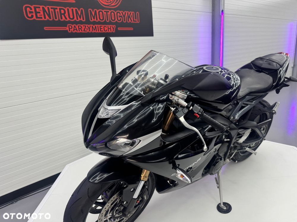 Triumph Daytona - 35