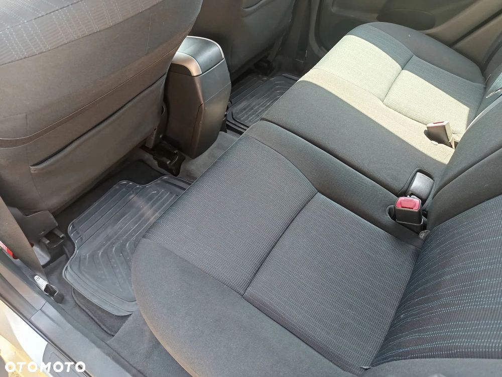 Toyota Auris 1.6 VVT-i Luna - 7