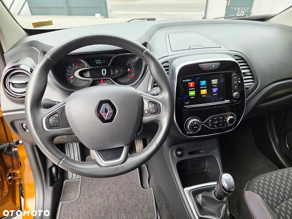 Renault Captur - 23