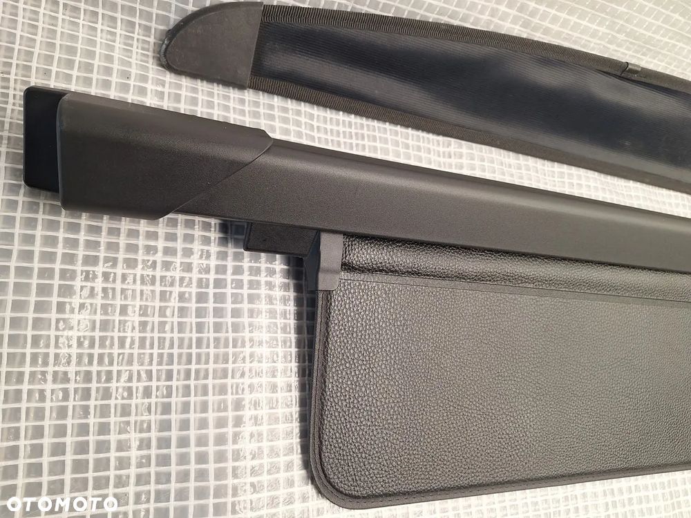 roleta bagaznika vw touareg III 760 76o 2018- 760867871 orginal demontaz - 3