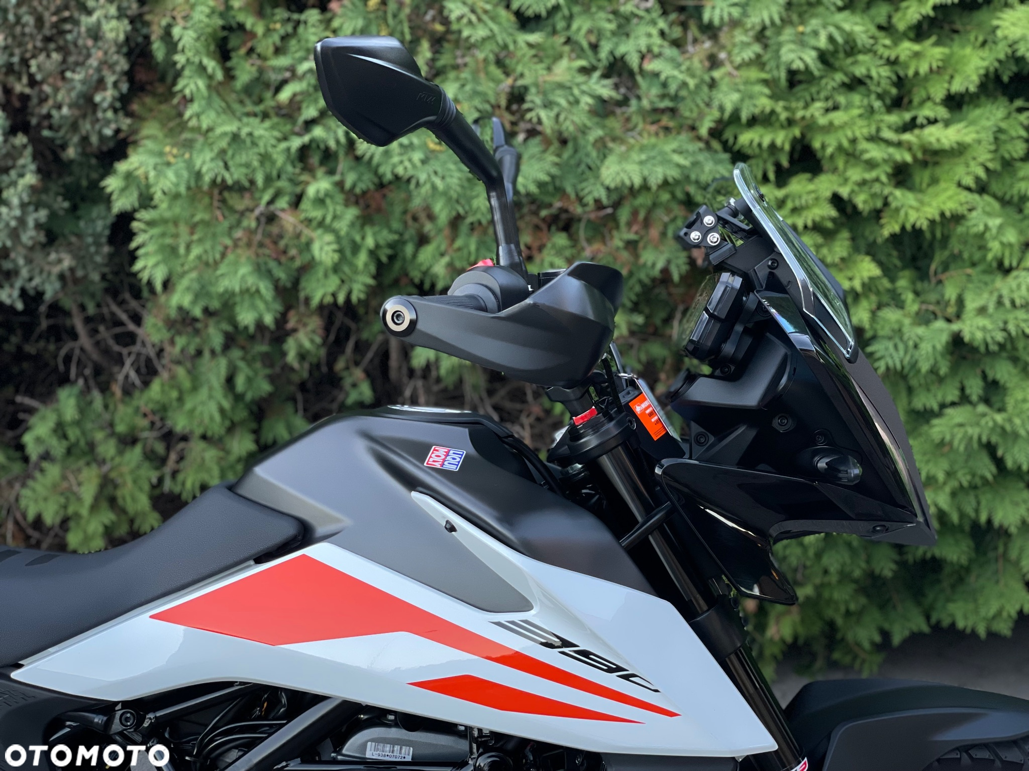 KTM Adventure - 12
