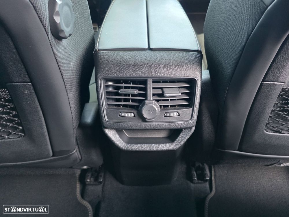 Peugeot 3008 1.5 BlueHDi GT Line EAT8 - 35