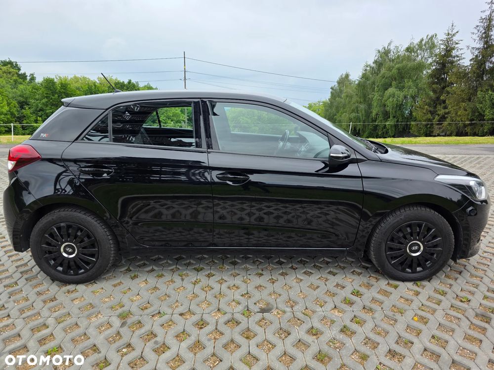 Hyundai i20 1.2 - 17