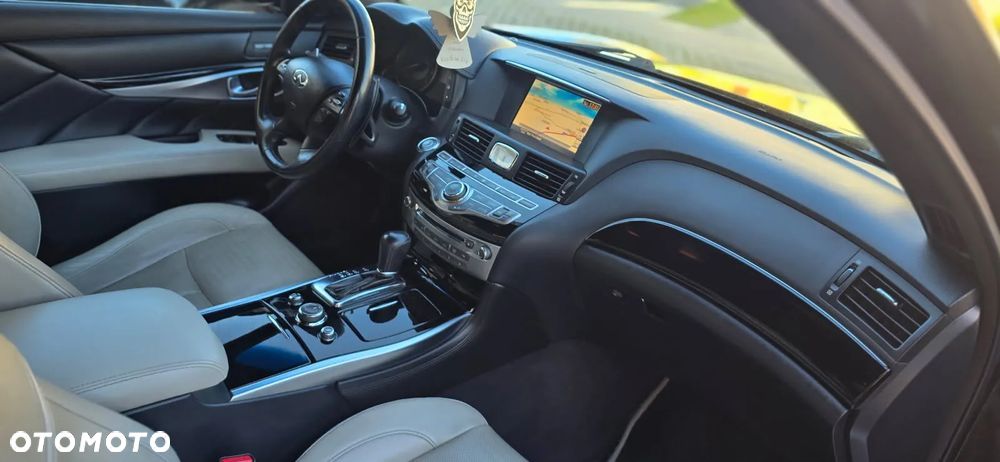 Infiniti M M30d S Premium - 12