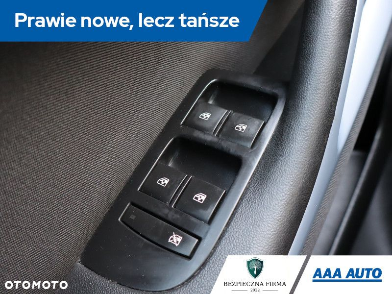 Opel Zafira - 23