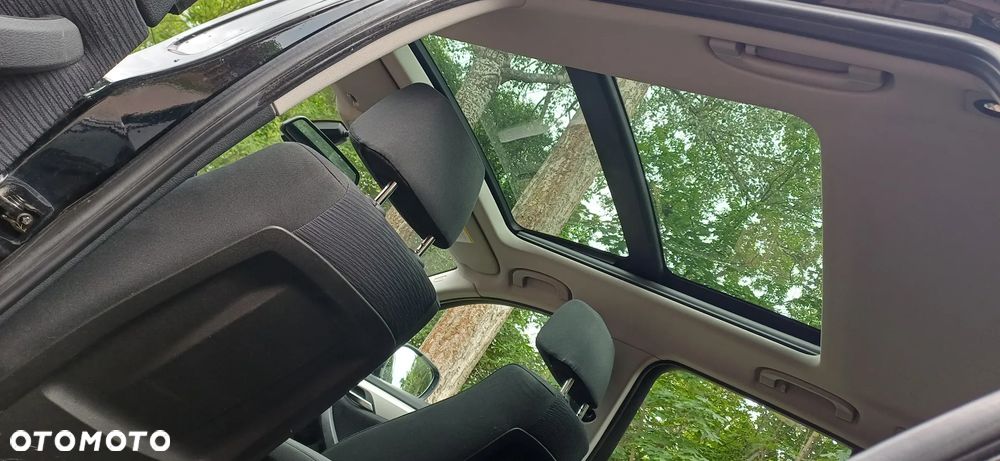 BMW X1 xDrive18d - 9
