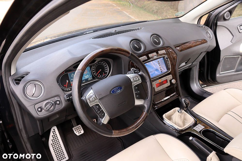 Ford Mondeo 2.2 TDCi Black Magic - 23