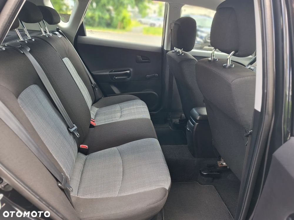 Kia Ceed 1.4 Comfort + - 6