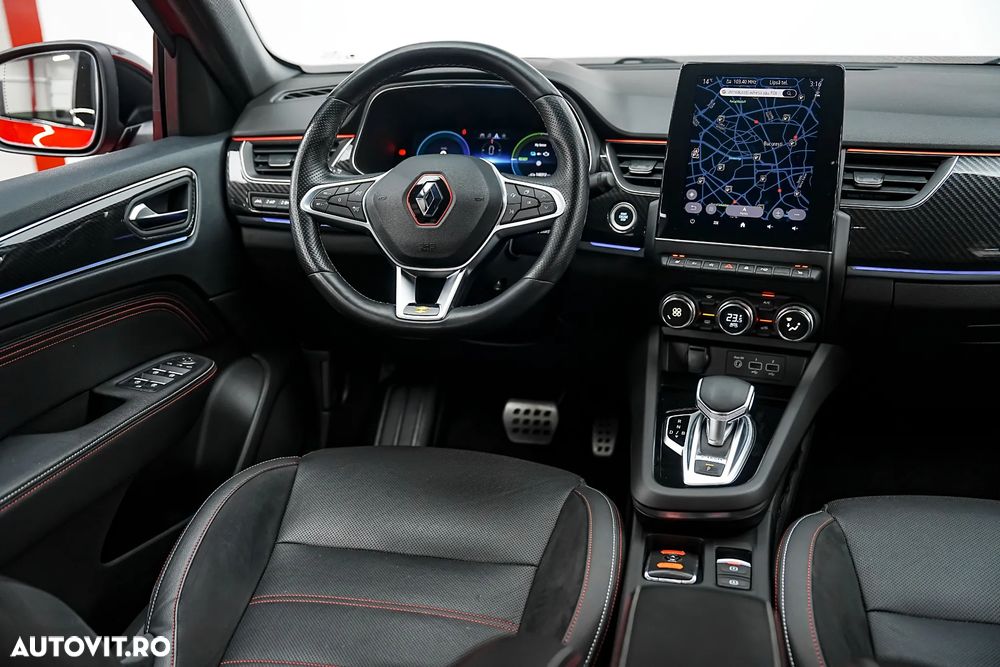 Renault Arkana E-TECH 145 R.S.LINE - 12