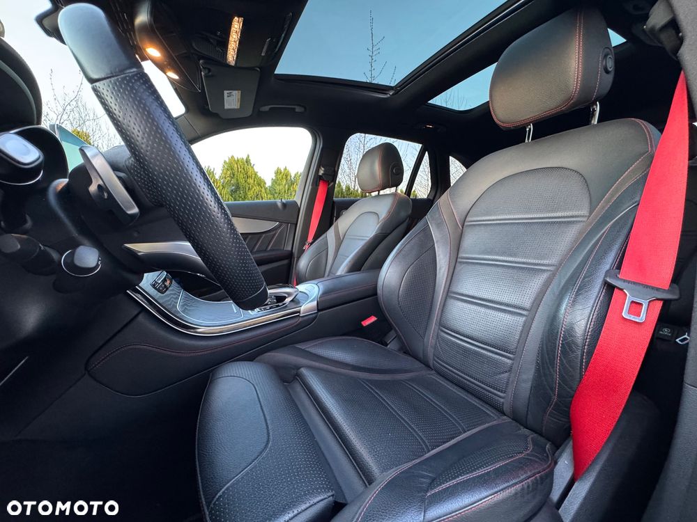 Mercedes-Benz GLC AMG 43 4Matic 9G-TRONIC - 17