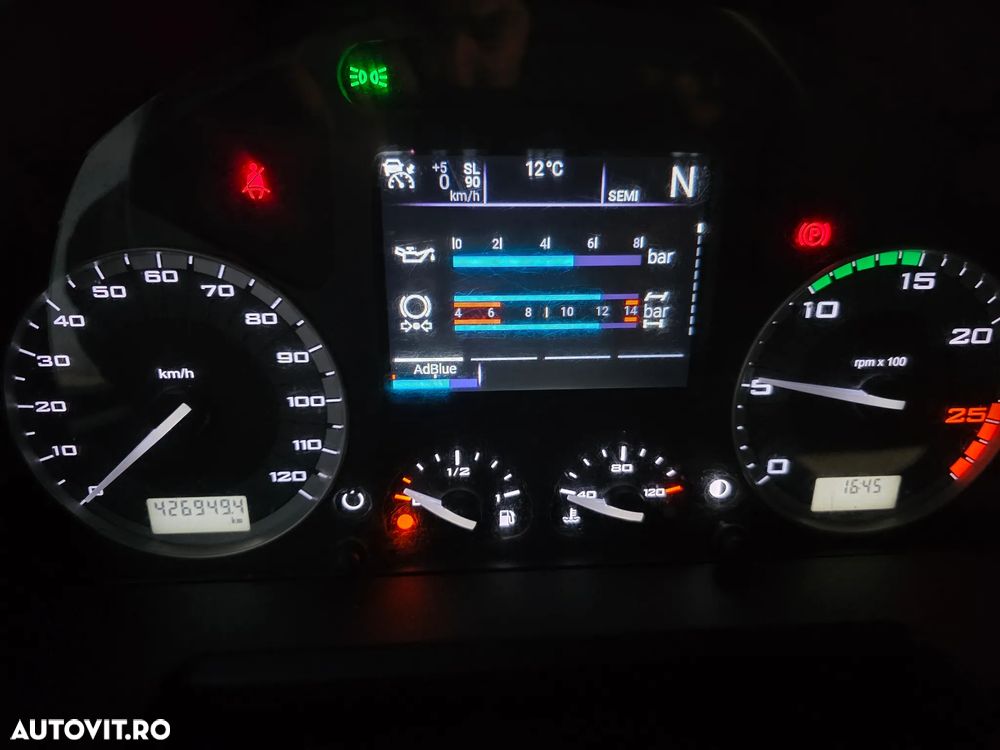 Iveco Stralis Hi-Way - 16