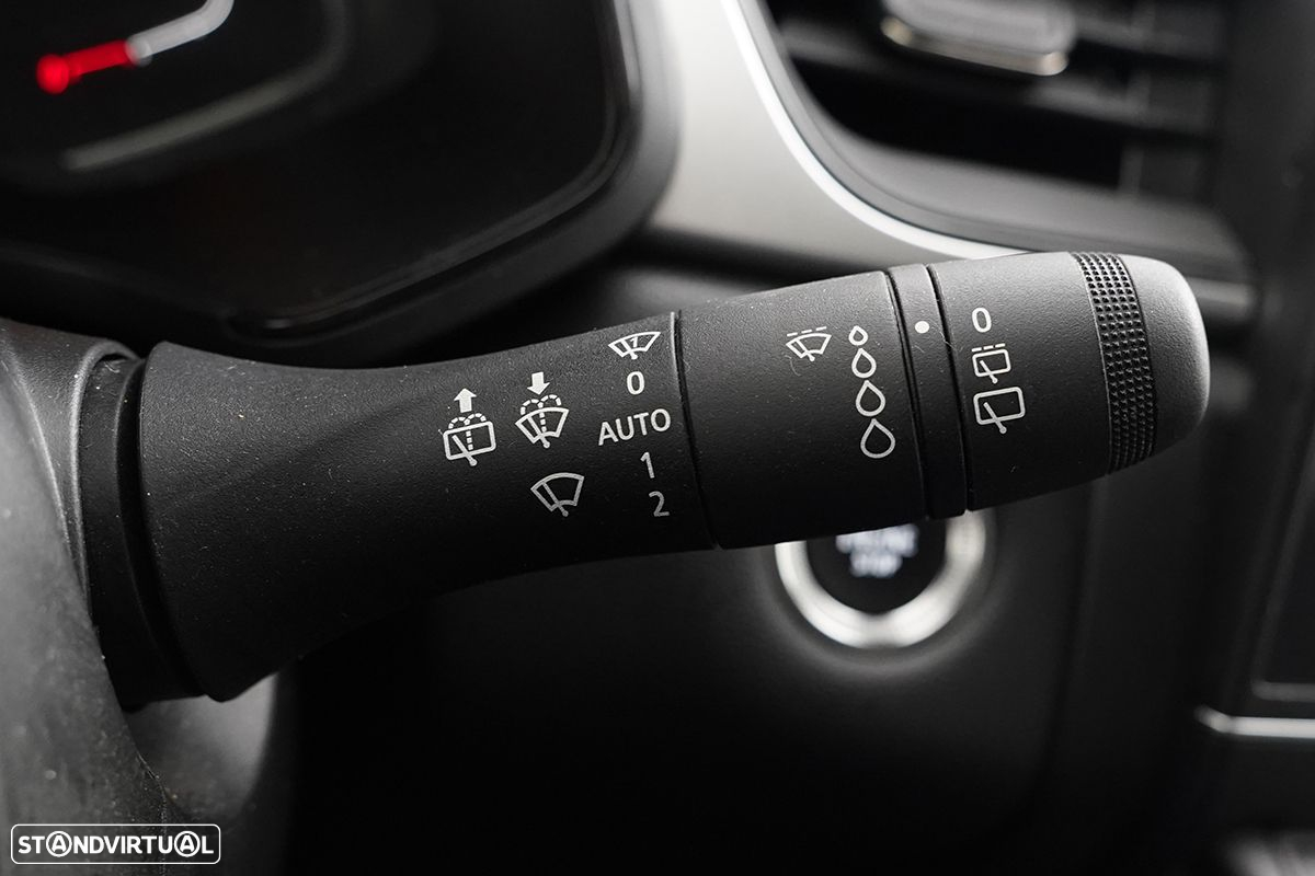 Renault Captur 1.0 TCe Techno Bi-Fuel - 18