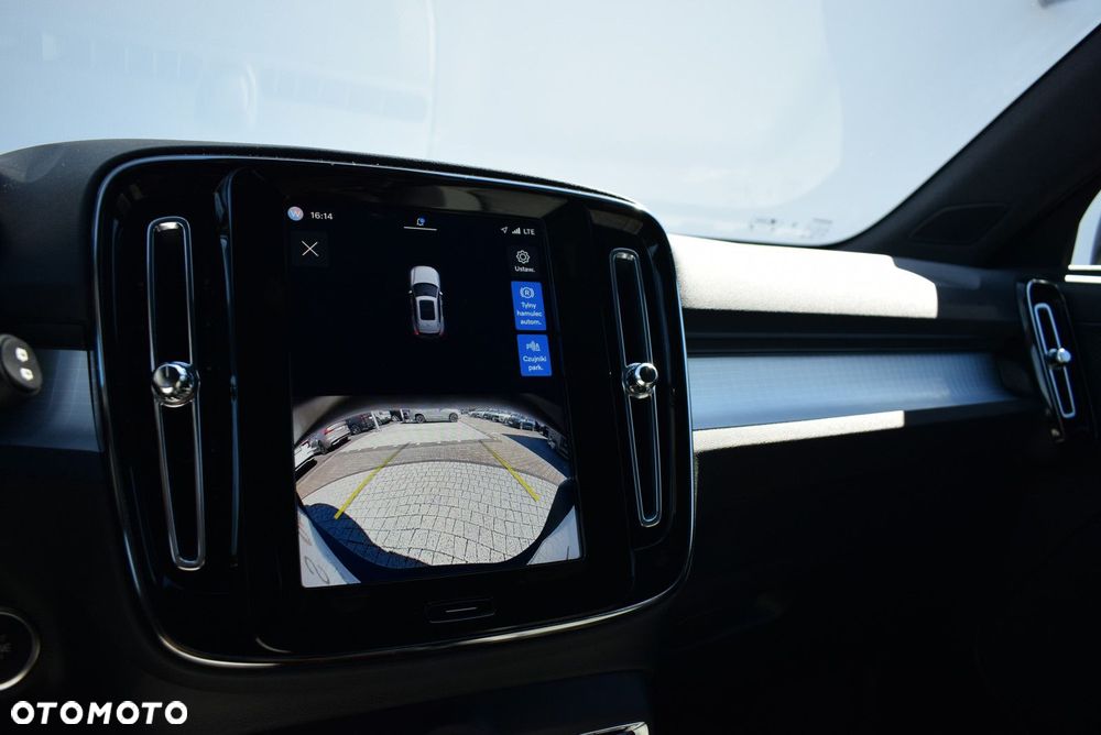 Volvo XC 40 - 26