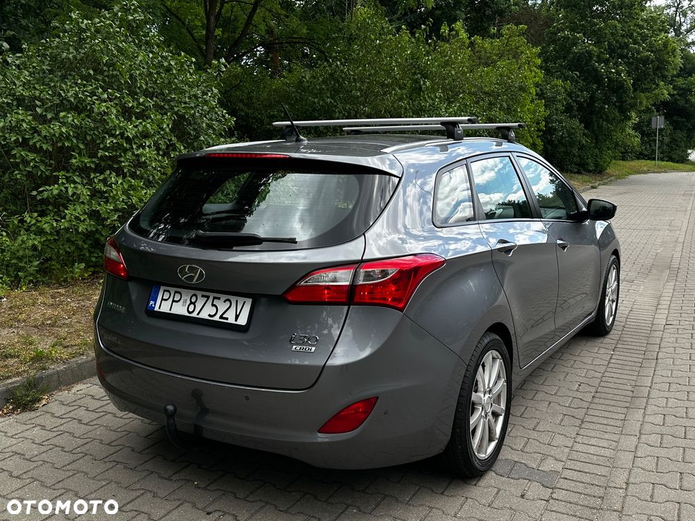 Hyundai i30 i30cw 1.4 CRDi Advantage - 9