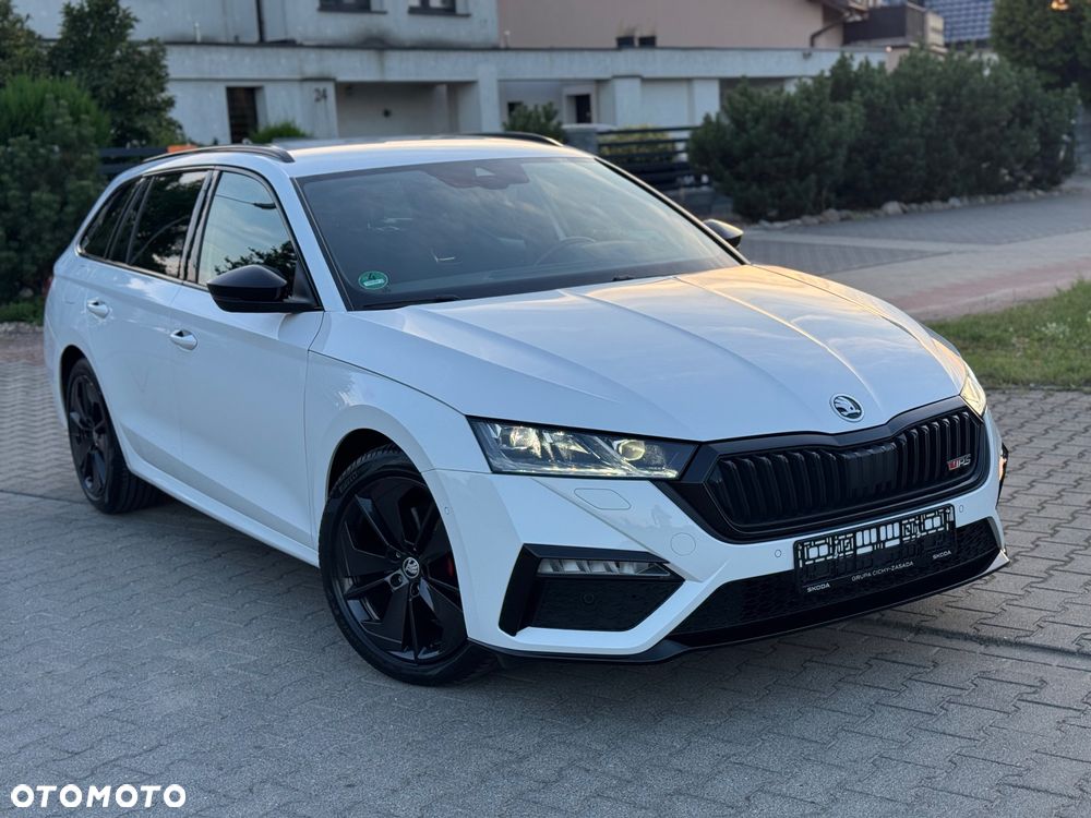 Skoda Octavia 2.0 TDI DSG RS - 10